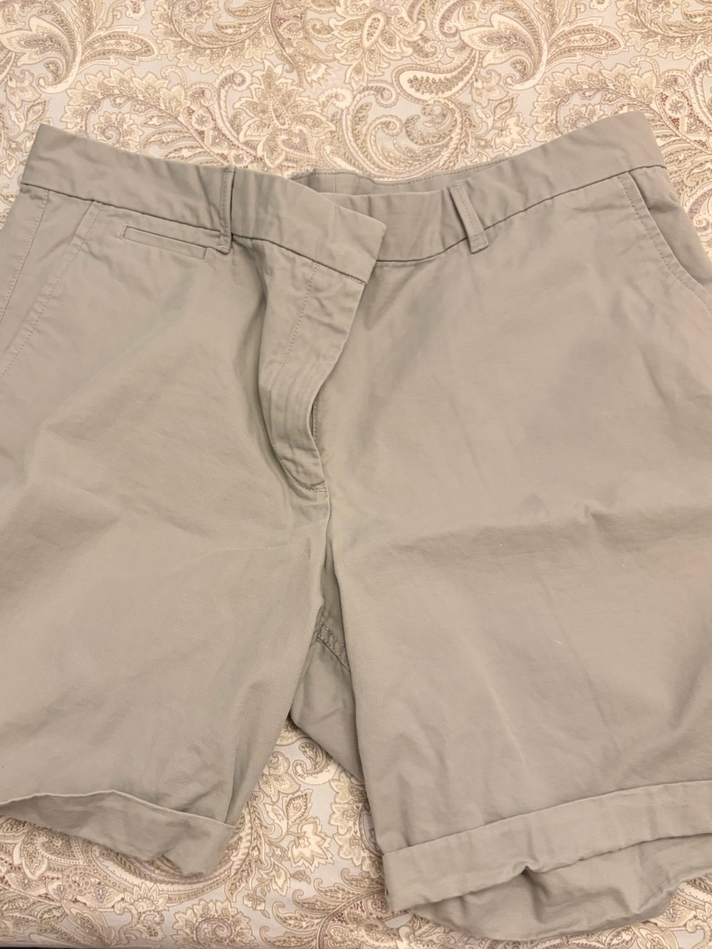 GAP Khaki’s - Classic Lightweight Twill Chino Short